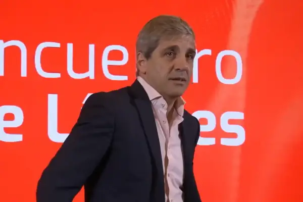 El Gobierno vuelve a emitir deuda en dólares: lanza un bono al 2029 para blindar las reservas