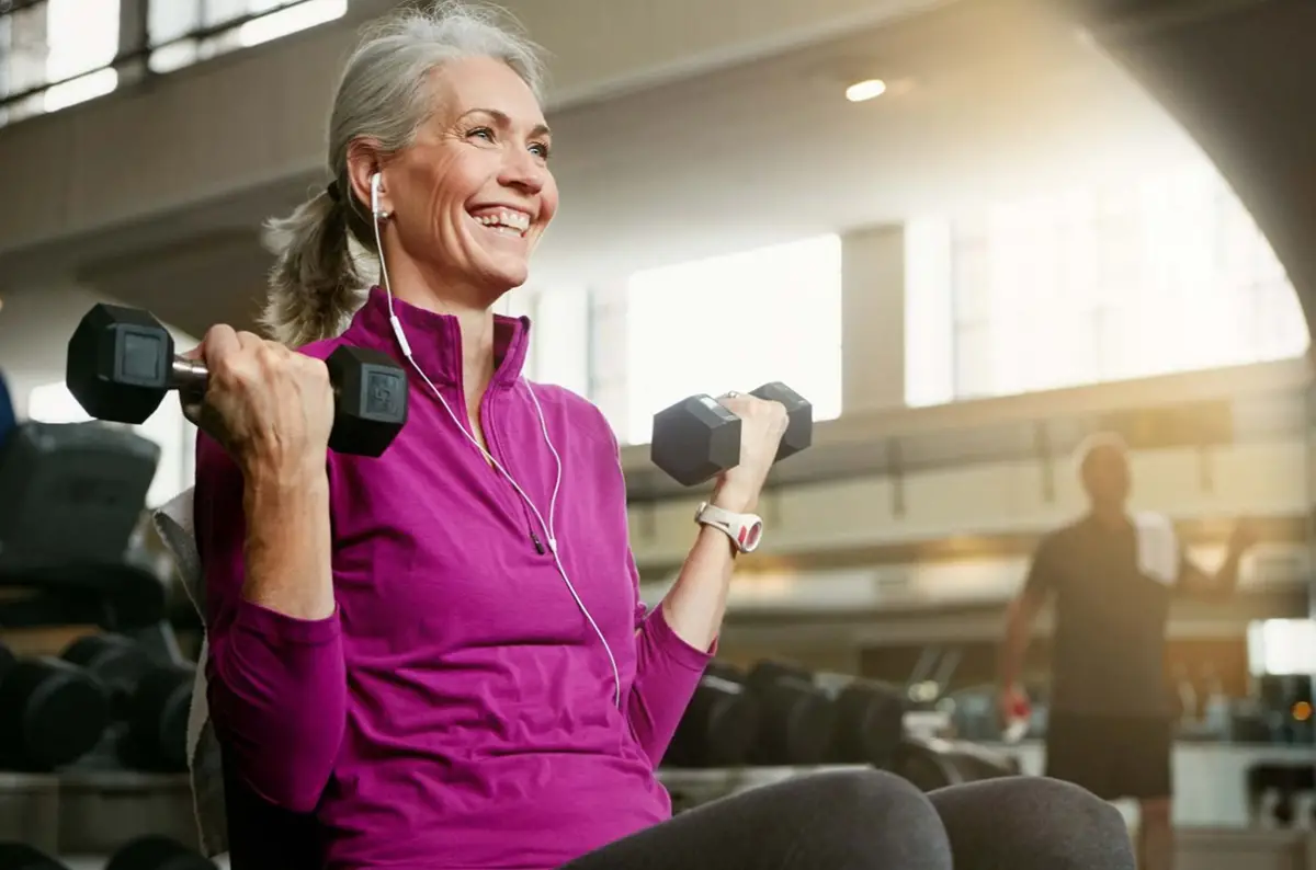 Los cambios que se producen durante la menopausia deben ser acompañados con cambios en los hábitos de vida.