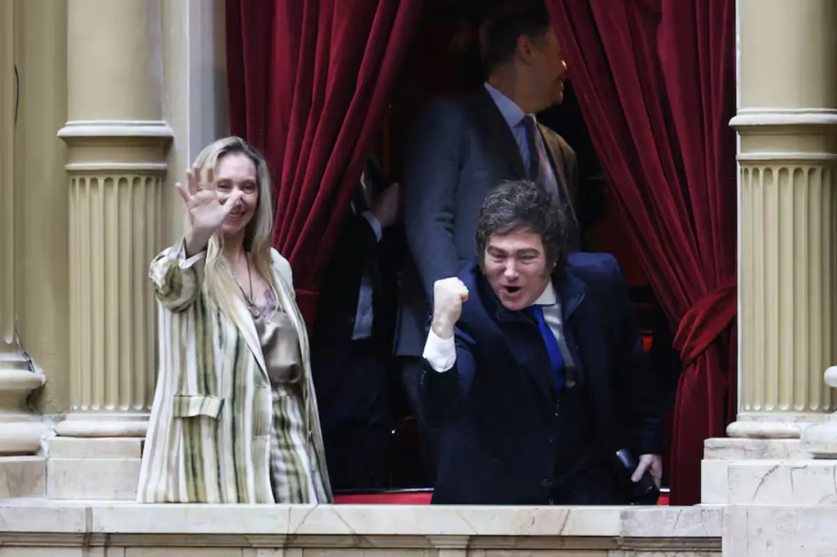 Javier Milei y Karina Milei, en un palco de Diputados.