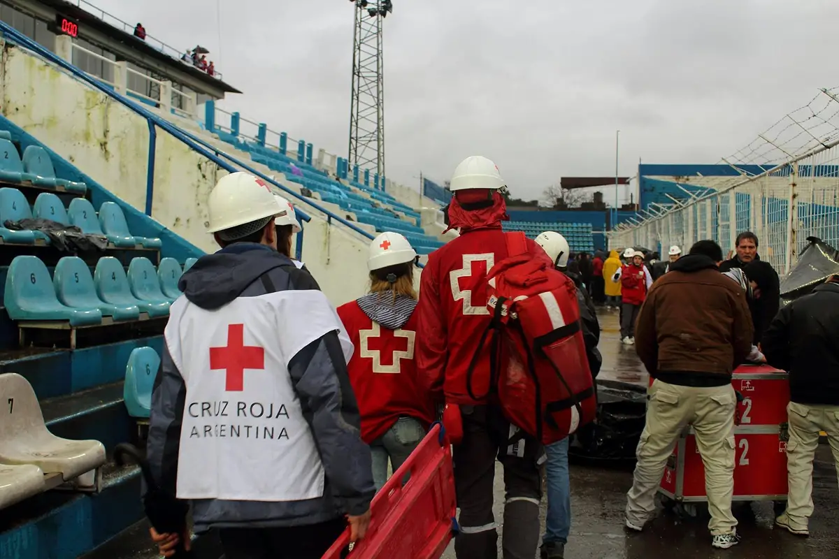 CRUZ ROJA. La institución quiere sumar jóvenes y adultos que quieran capacitarse y trabajar en acciones humanitarias. / CRUZ ROJA TUCUMAN