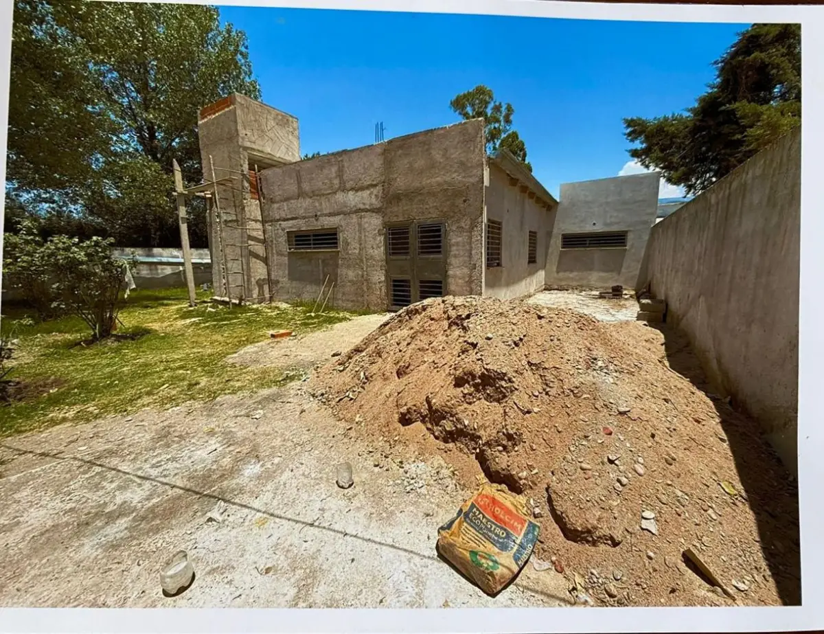 Cartas de lectores: CAPS en una carpa