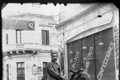 Fotos, historias y personajes nos llevan de viaje al antiguo y entrañable Tucumán