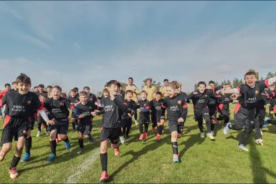 El Barça Academy Camp llega a Tucumán: entrenamientos con metodología del FC Barcelona y cupos limitados