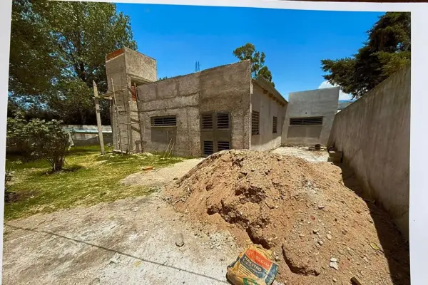 Cartas de lectores: CAPS en una carpa