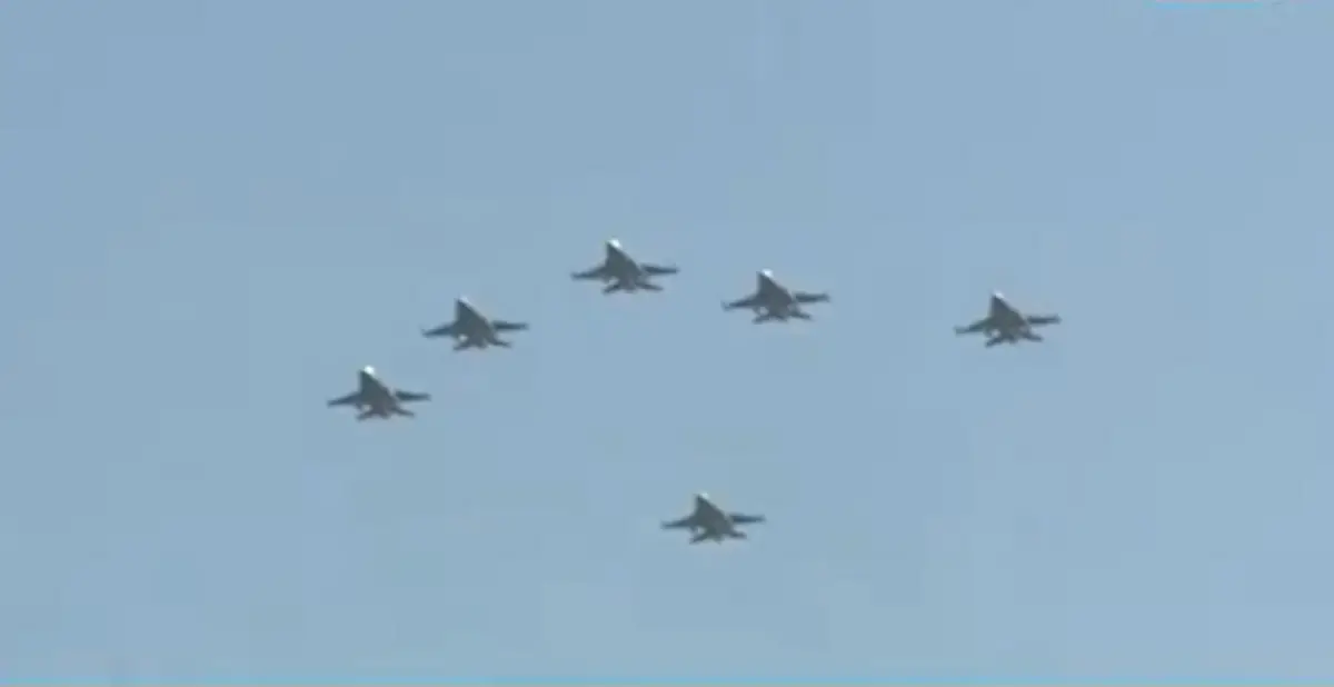 A CÓRDOBA. Los aviones F-16 sorprendieron a los porteños.