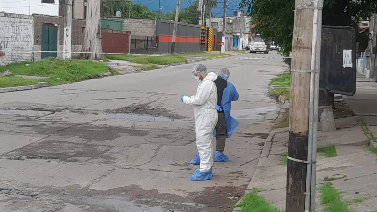 Peritos, en el lugar del hecho. MPF