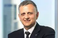 YPF confirmó que bajará un 2% el precio de la nafta durante esta semana