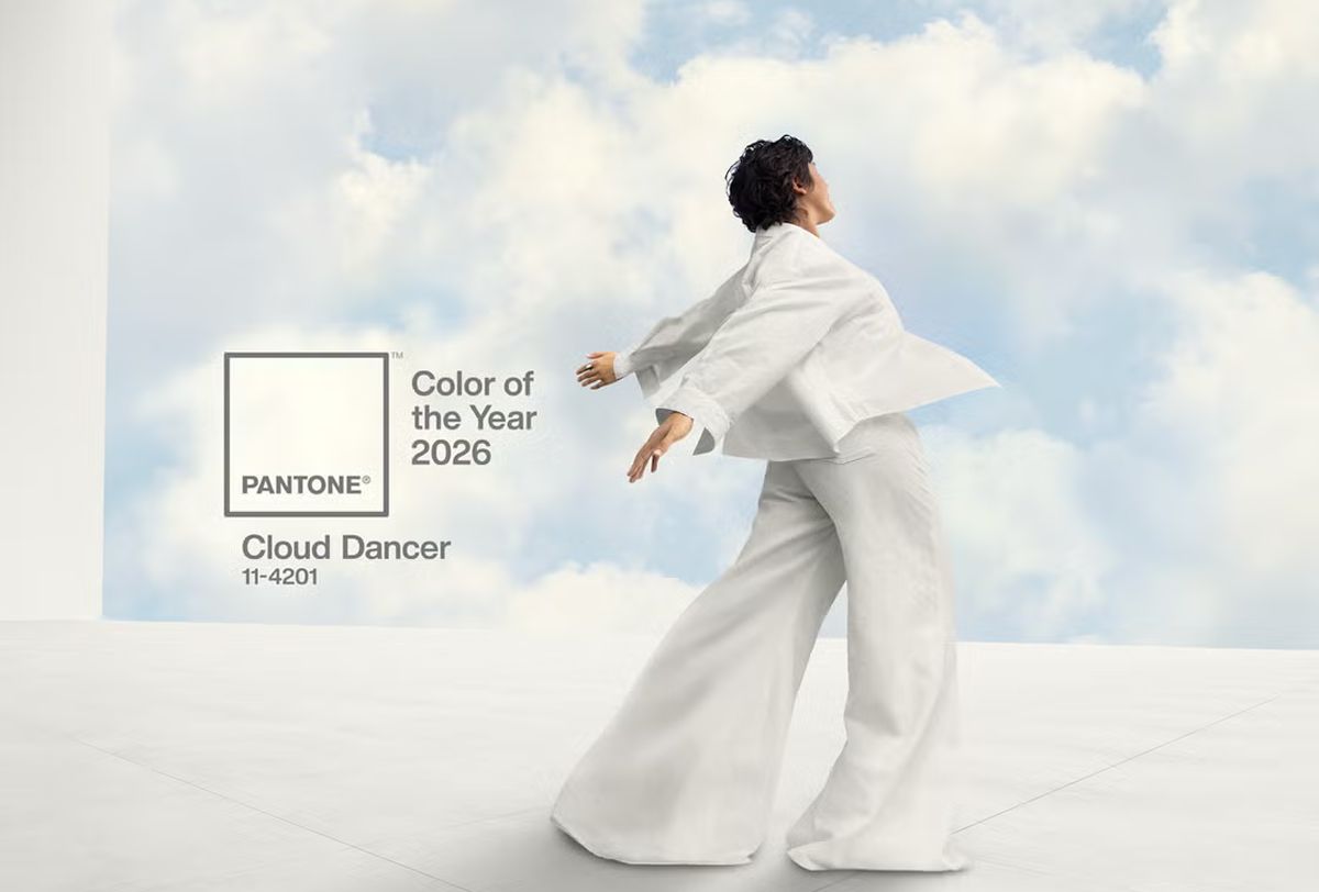 Cuál será el color que será furor en 2026, según Pantone: así lo lucen las celebridades