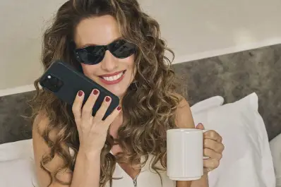 “Pampita” marcó tendencia con un vestido boho chic con el que adelantó el verano