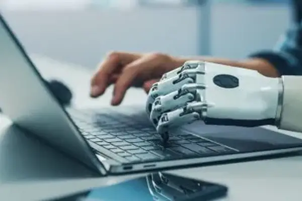Siete formas de aprender inglés con inteligencia artificial desde casa y aprovechar el verano