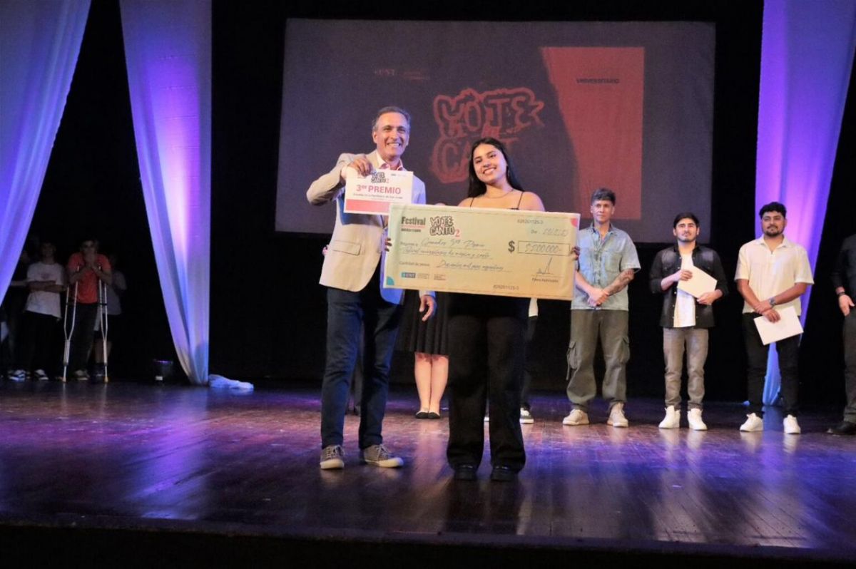 TECER LUGAR. Paula Cáceres brilló en el Alberdi con una performance inspirada en el soul y el R&B.. / MEDIOS UNT