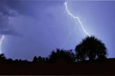Alerta amarilla por tormentas y vientos de hasta 90 km/h: ¿cuáles son las ocho provincias bajo riesgo?