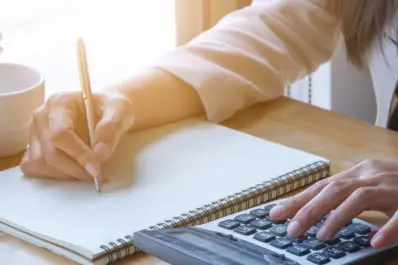 ¿Cuál es la conducta de los jóvenes a la hora de invertir?