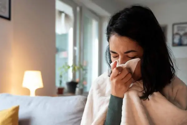 Alerta internacional por la gripe H3N2: qué síntomas genera y quiénes están en mayor riesgo