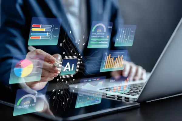 Santander ofrece cursos gratuitos de marketing e inglés para iniciar antes de que concluya 2025