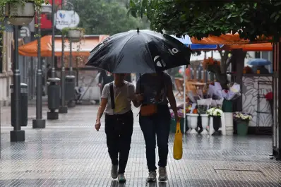 El tiempo en Tucumán: se espera otra jornada calurosa y hay alerta por fuertes tormentas