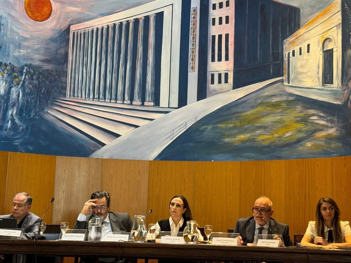 Los miembros de la Red durante el acto de presentación.