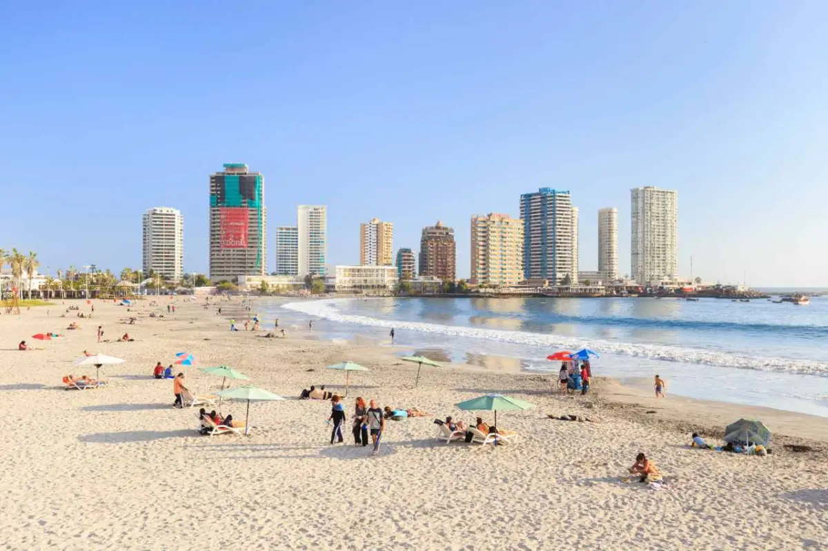 Cuánto sale ir a Iquique en verano: guía completa con opciones y costos
