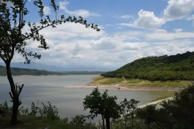 La Provincia, la UNT y la SAT trabajaron juntos para cuidar a El Cadillal