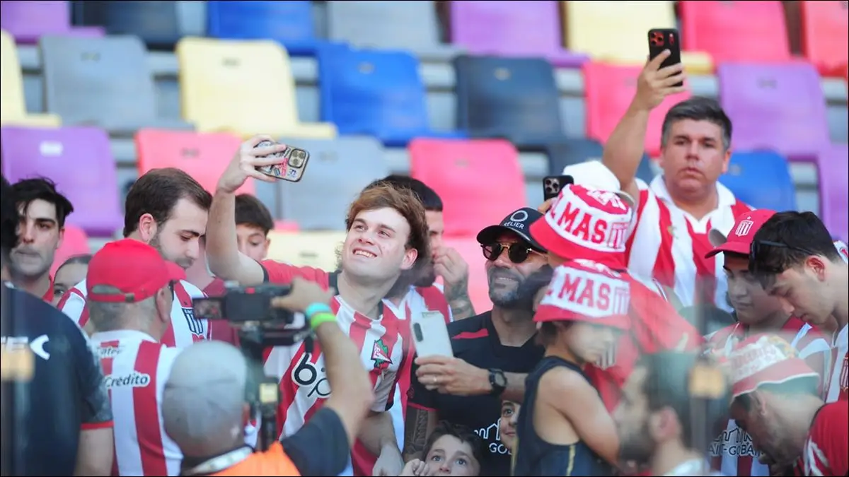 Verón, entre los hinchas