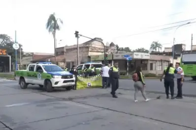 Una pasajera de una moto de app de transporte falleció en un choque