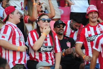EN VIVO: Con Verón en las tribunas, Racing y Estudiantes juegan la final del Torneo Clausura 2025 en Santiago del Estero