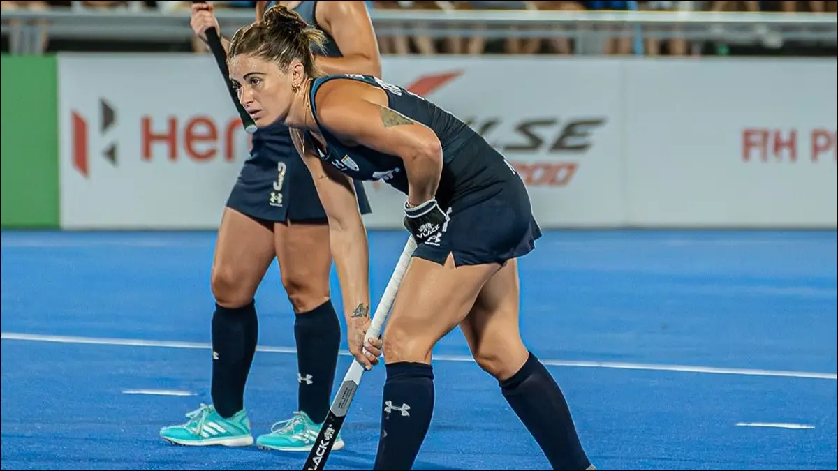 REFERENTE. Victoria Granatto, autora del gol argentino en el empate ante Alemania por la FIH Pro League, durante el encuentro disputado en Santiago del Estero.
