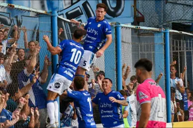 Atlético Rafaela ascendió a la Primera Nacional tras vencer a San Martín de Formosa