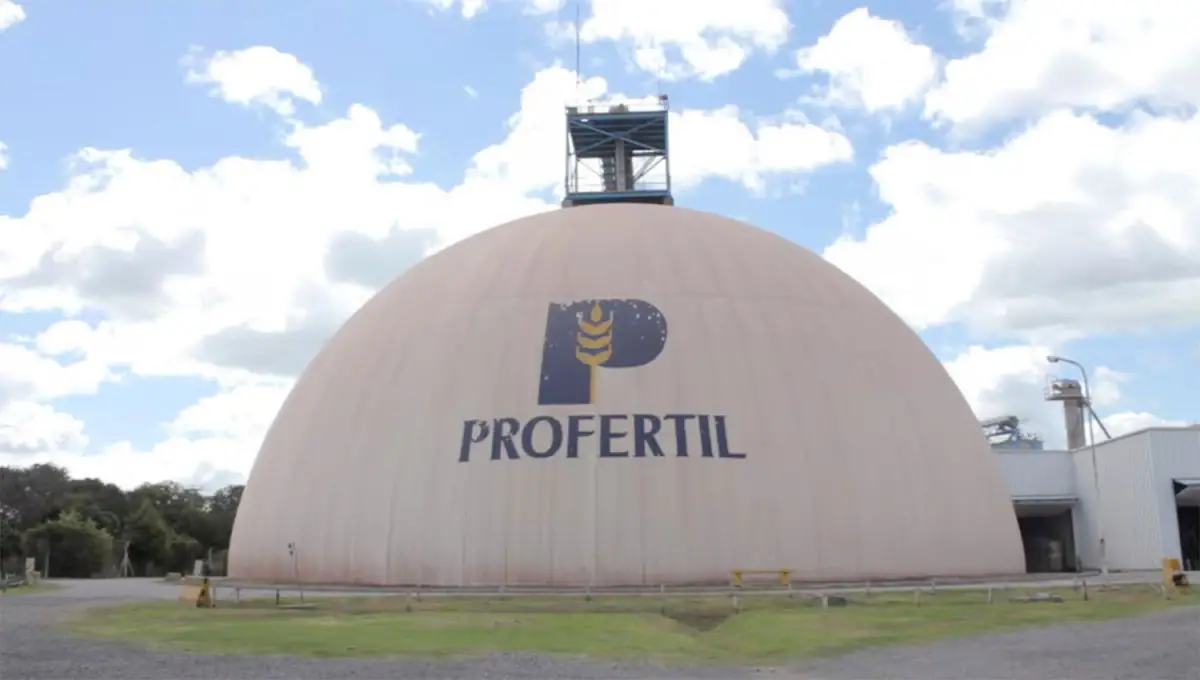 CASO EMBLEMÁTICO. La venta de Profertil, una de las principales productoras de fertilizantes del país, implicó el traspaso del 50% de la compañía, que pertenecía a la canadiense Nutrien, a compradores locales.