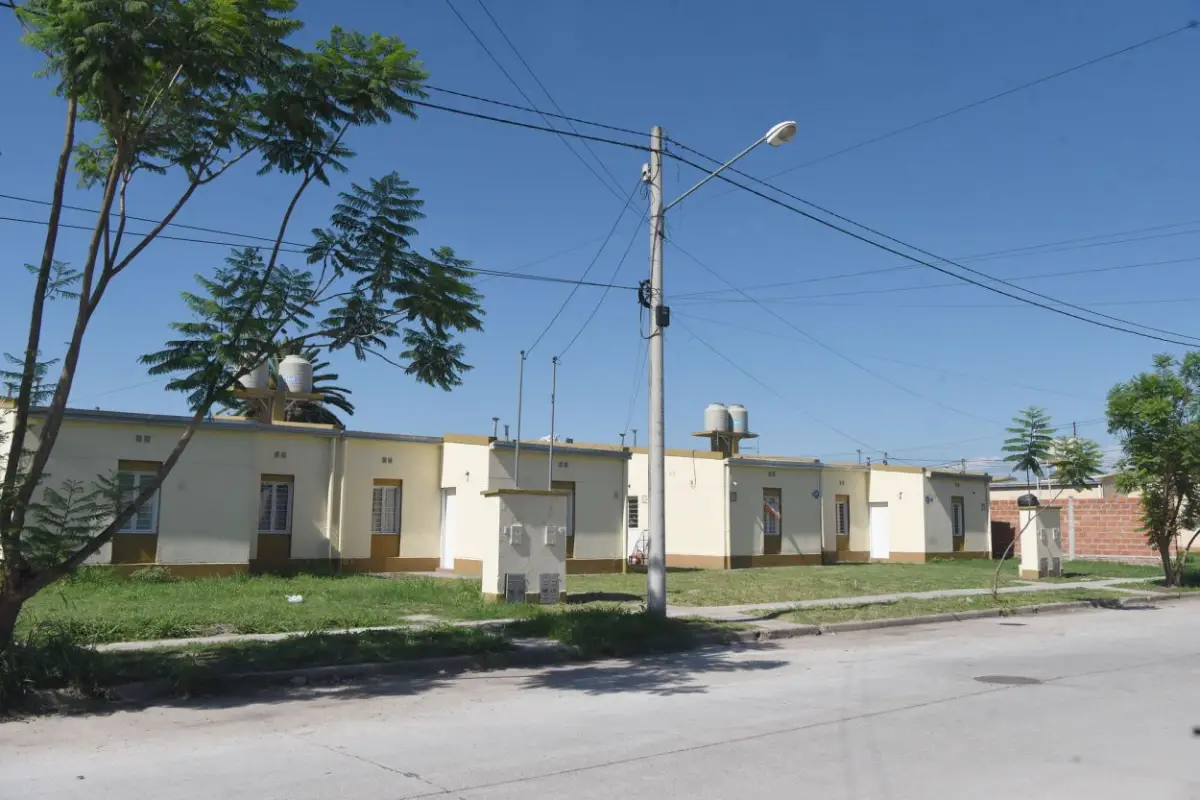 MANANTIAL SUR: Las 120 viviendas vandalizadas fueron reacondicionadas por el IPV y entregadas entre abril y octubre de este año.