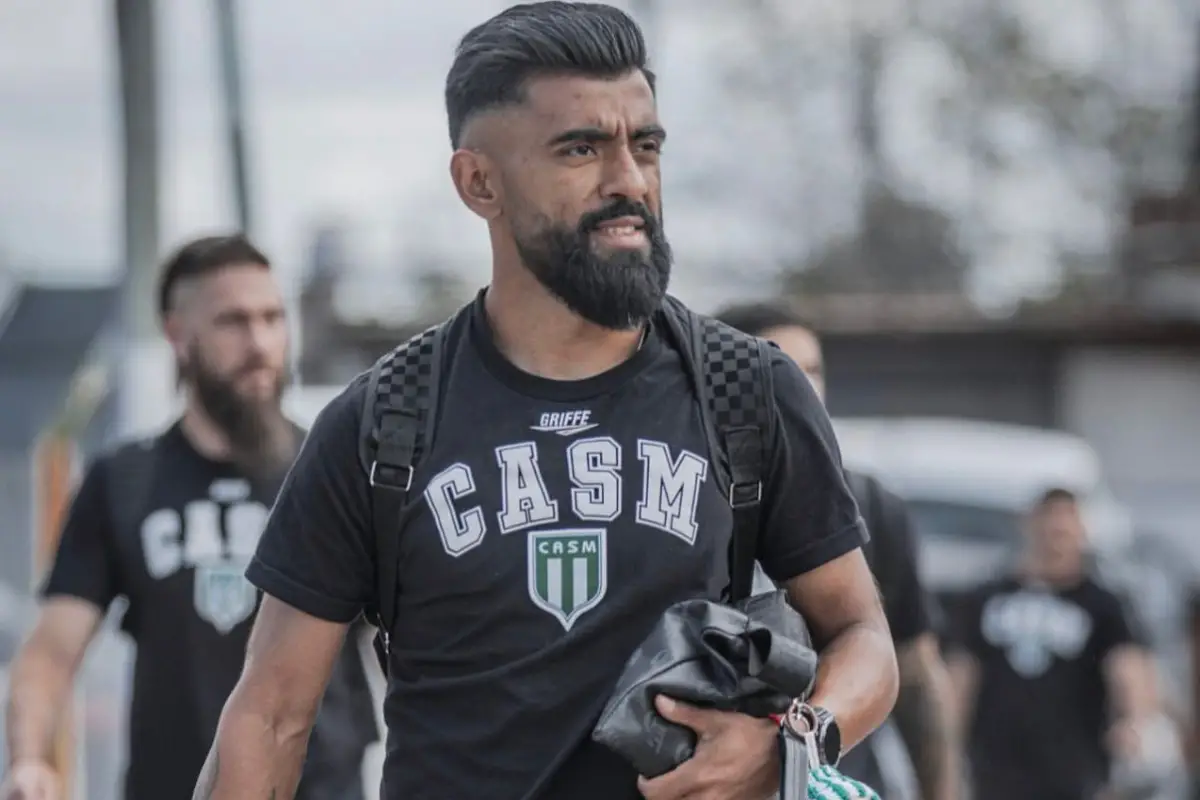 GRAN TEMPORADA. Juárez viene de disputar el torneo con la camiseta de San Miguel.