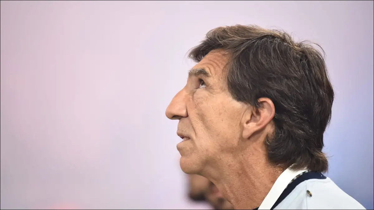 CONTINUIDAD. Gustavo Costas seguirá al frente de Racing tras un año con protagonismo local e internacional.