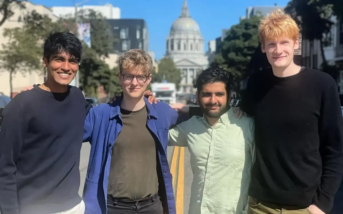 PROGRAMACIÓN CON IA. La app fue fundada por Michael Truell, Aman Sanger, Sualeh Asif y Arvid Lunnemark. / FORBES