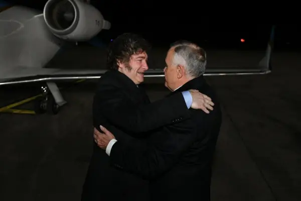 En el mismo vuelo y hacia la misma ruta: 2027