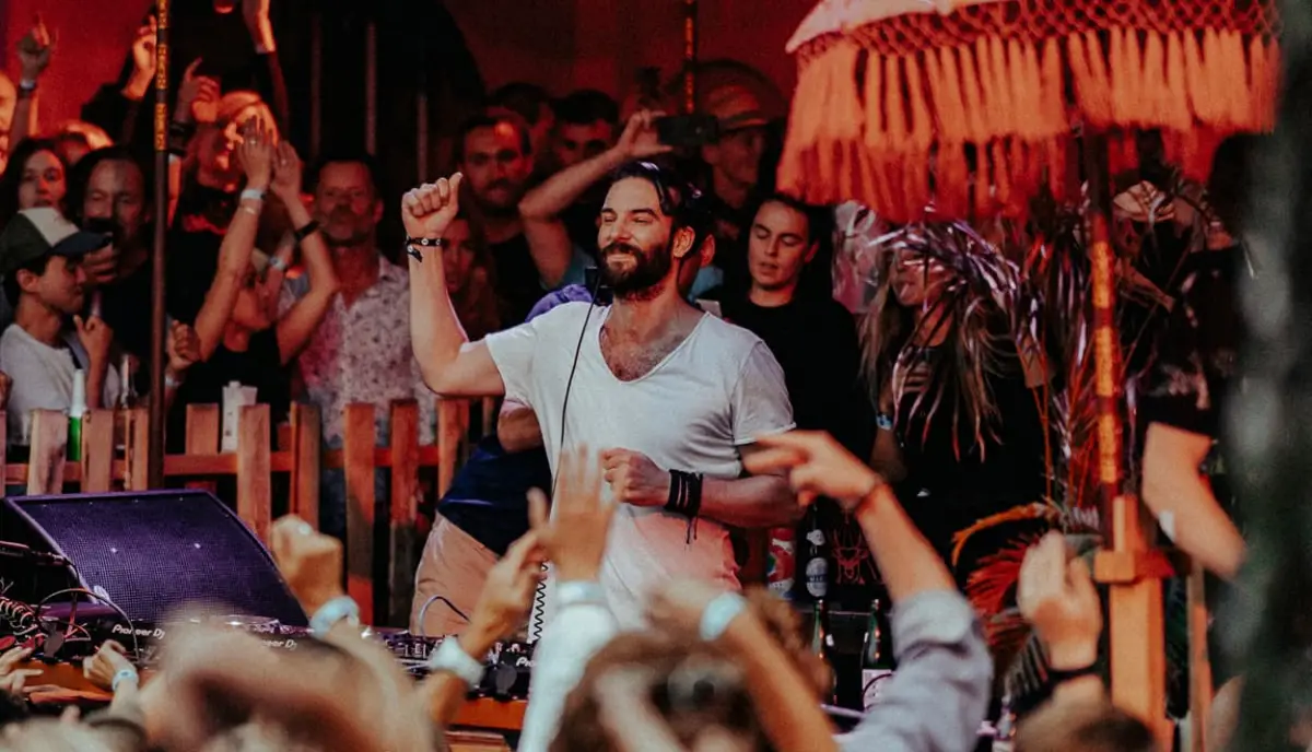 DJ INTERNACIONAL. Kleijn es el creador de la plataforma creativa DAYS like NIGHTS, que reúne sello discográfico, radio y eventos alrededor del mundo. / EELKE KLEJIN