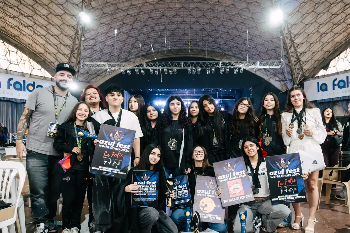 Una academia aéreo teatral tucumana brilló en un torneo internacional con múltiples premios