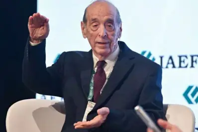 El dólar: Arriazu cuestionó las medidas que apuntan a indexar la banda cambiaria