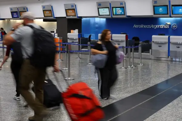 La huelga de ATE en aeropuertos será el primer test de la reforma laboral sobre servicios esenciales