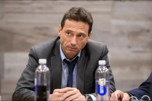 San Lorenzo se declaró en acefalía: renunciaron 14 dirigentes y crece el conflicto alrededor de Marcelo Moretti