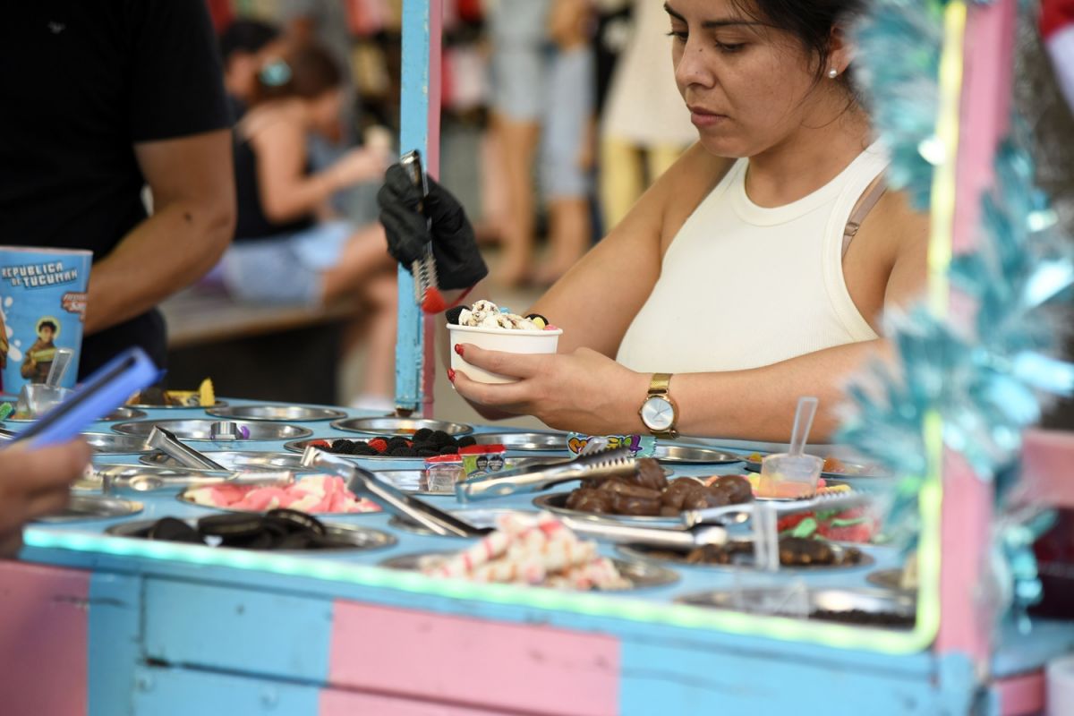 Compras, paseo y gastronomía: el casco histórico de la ciudad se viste de fiesta con las Ferias Navideñas