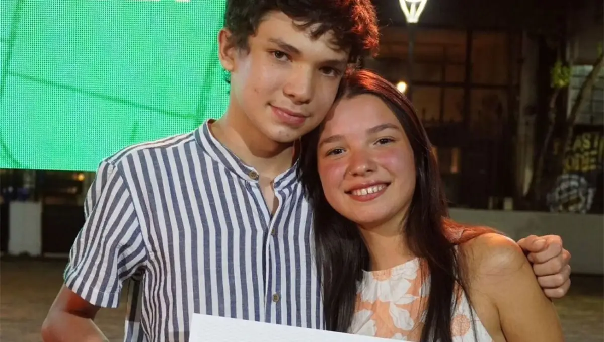 UNA IDEA AMBIENTAL. Bianca Manfredi, ganadora del premio revelación, y su hermano Bautista.