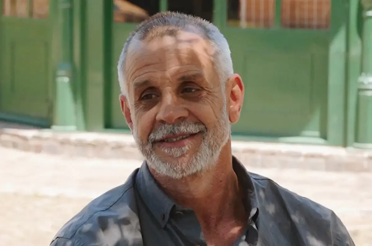 Christian Petersen se encontraba escalando el volcán Lanín cuando su guía ordenó que suspendiera la actividad.