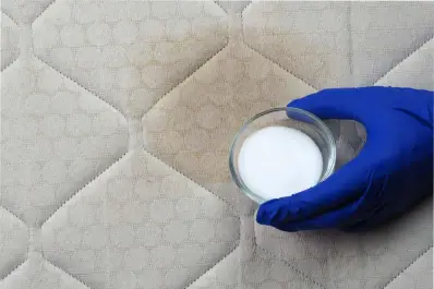 Con este sencillo truco con bicarbonato de sodio podés dejar impecables tus colchones