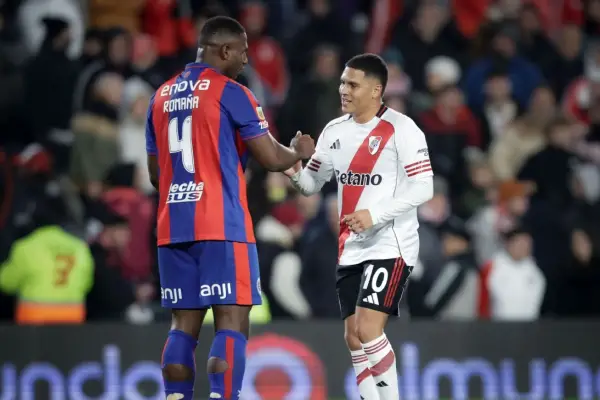 River presiona por Romaña: nueva propuesta formal, con un relegado como moneda de cambio