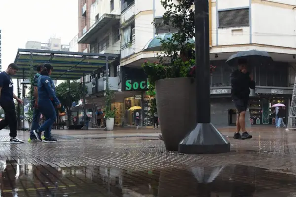 El tiempo en Tucumán: la semana comienza gris, lluviosa y con un marcado descenso de la temperatura
