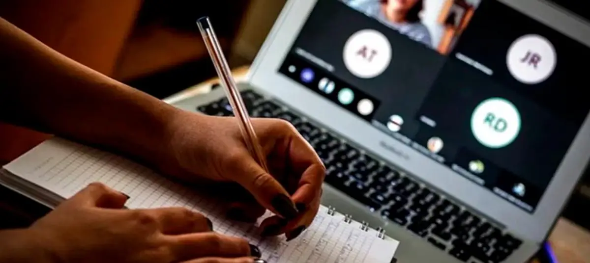 ESTUDIAR DESDE CASA. La UNC amplía su oferta con 12 nuevas tecnicaturas ESTUDIAR DESDE CASA. Ofrecen modalidad a distancia, títulos universitarios y foco en áreas clave. / FREEPIK