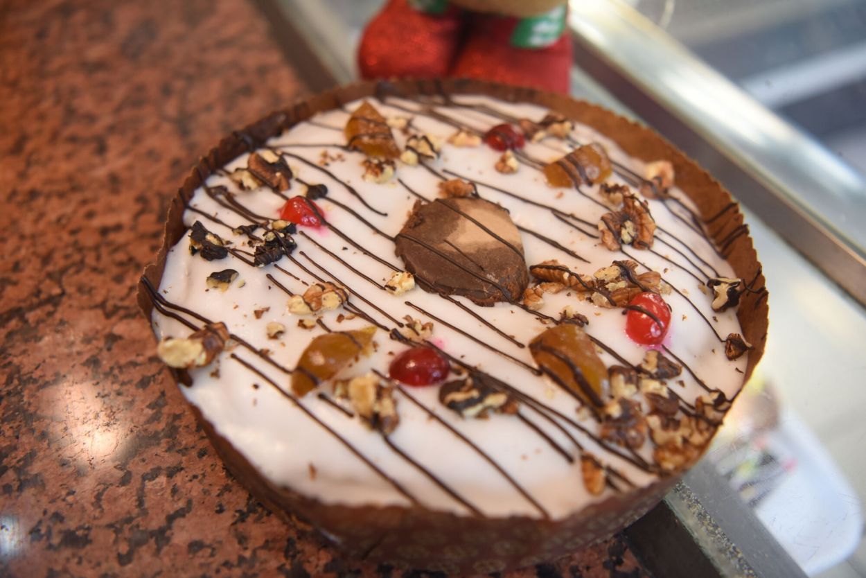 GLASEADOS. Recubrir las recetas con barniz de azúcar es un clásico.