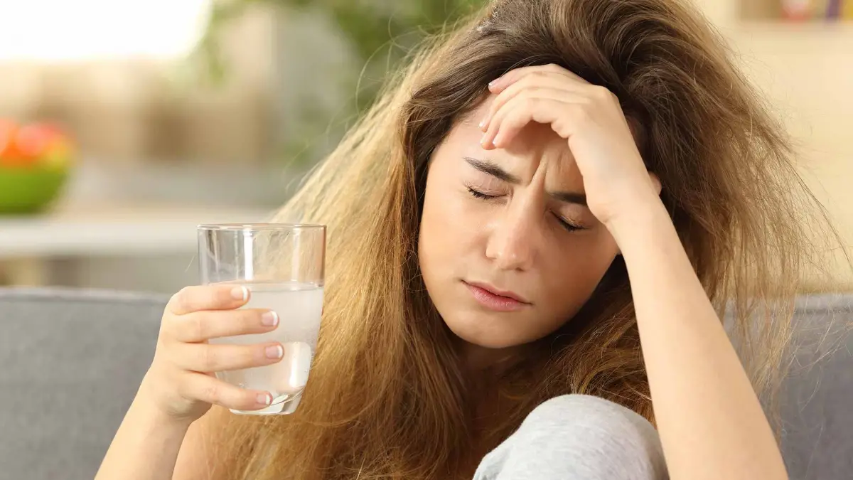 ¿Cómo curar la resaca rápido? Las tres mejores infusiones naturales según los expertos