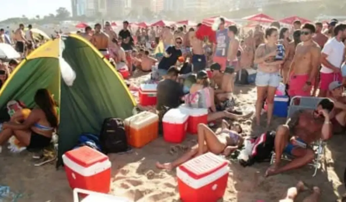 Adiós a las conservadoras clásicas: la tendencia que gana terreno para este verano 2026