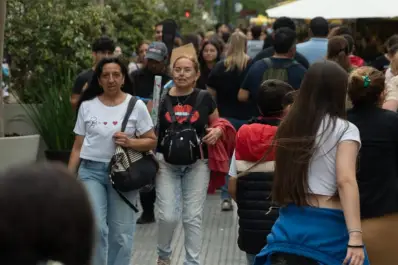 El tiempo en Tucumán: ¿mesa adentro o mesa afuera?, el dilema en vísperas de Navidad